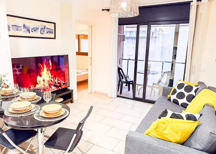 Ideal Aparmennts شقة *