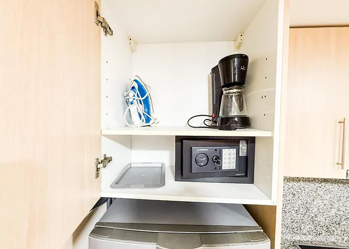 Ideal Aparmennts Апартаменти *